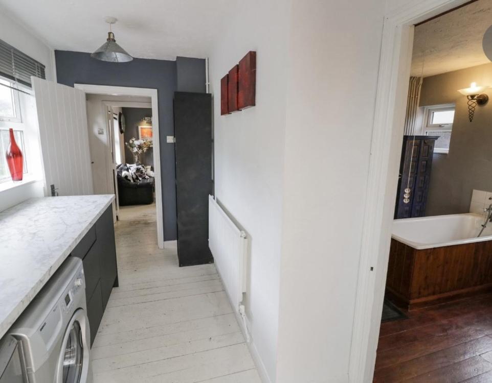 Lovely Comfortable 3 Bed Home, วุร์สเตอร์ ภายนอก รูปภาพ
